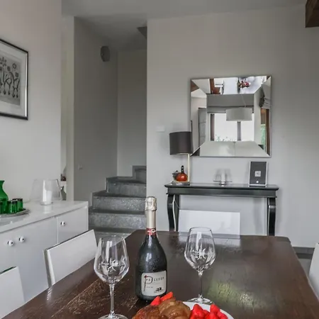 埃琳娜别墅 度假居 *